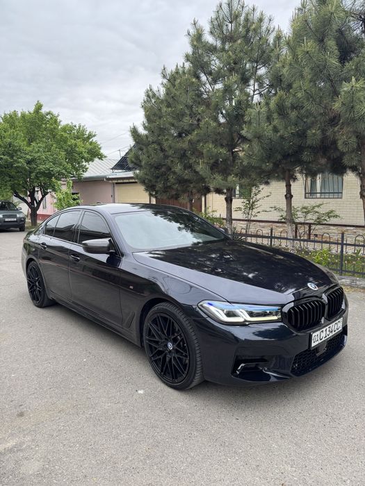 BMW G30 530i M5