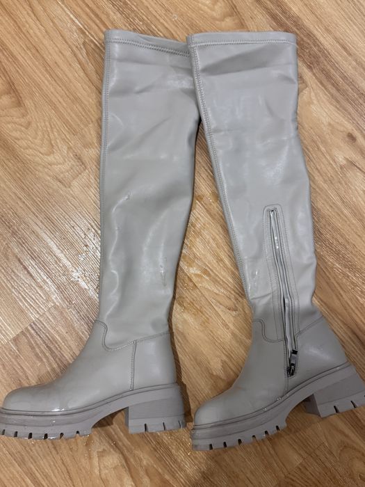 Новые ботфорты 35 р