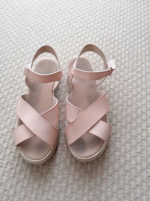 Sandale, marime 35