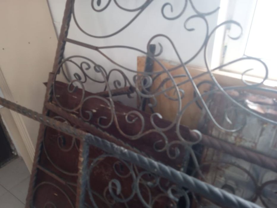 Продам металл 100-150 кг