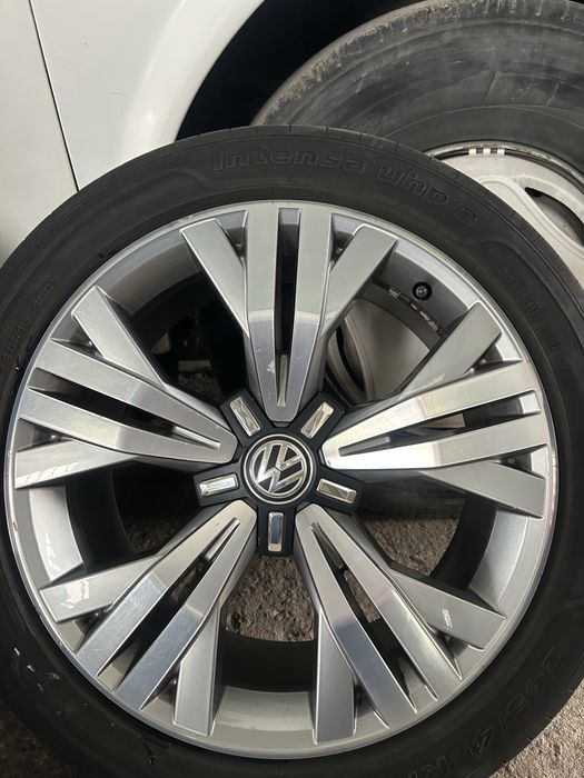 VW Passat alltrak 18 5X112