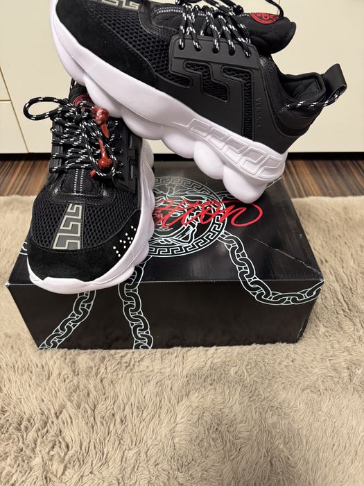 Versace Chain Reaction