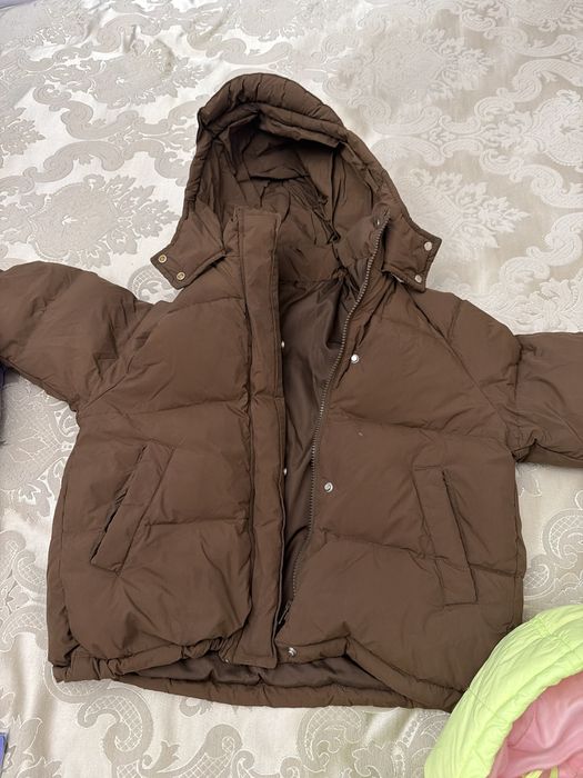 Продам куртки на девочку демисезон