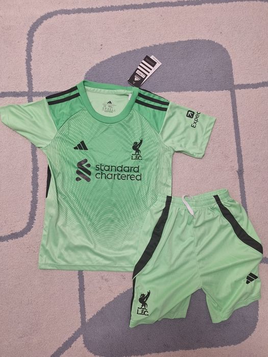 Ново! Детски футболен екип на  Ливърпул за 2025-2026, 7-8 години
