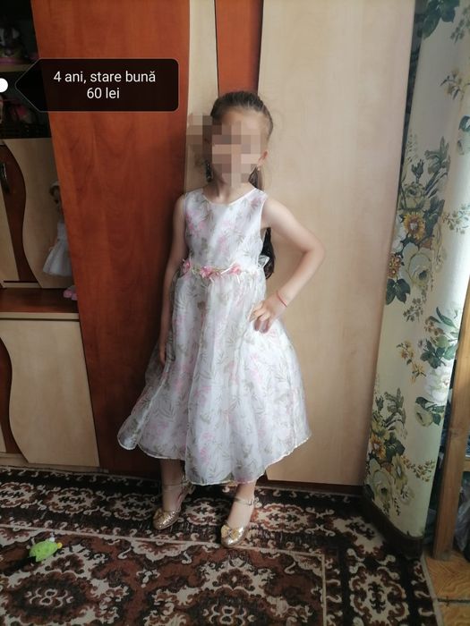 Rochițe 4-6 ani stare foarte buna