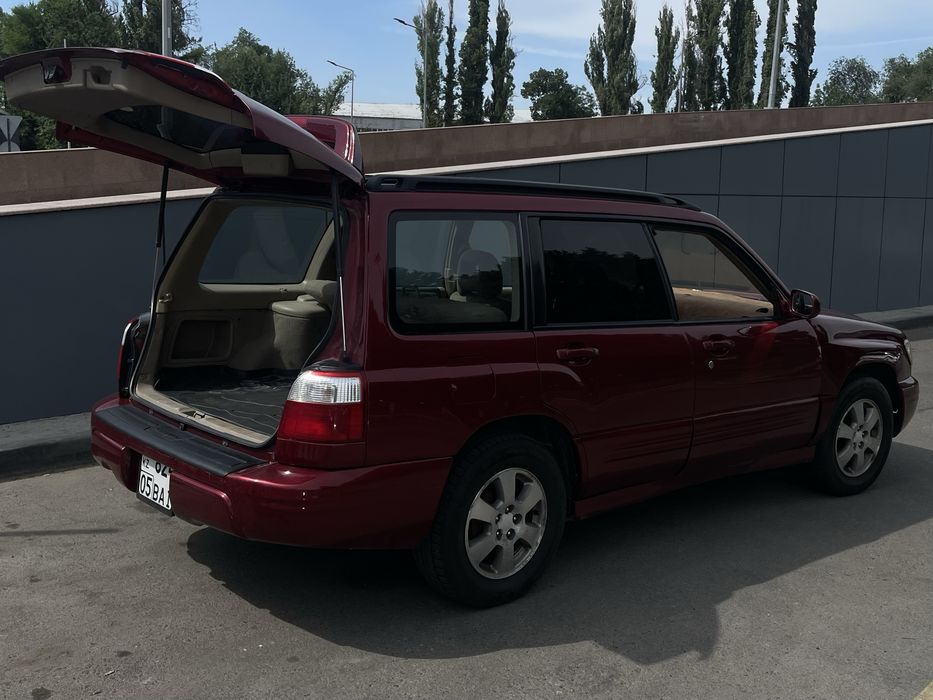 Subaru Forester 2000г