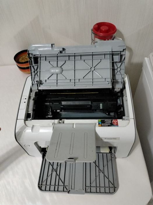 Продам принтер hp