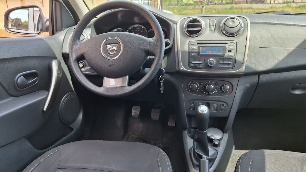 Dacia Sandero/ 2014 Benzină / Aer condiționat