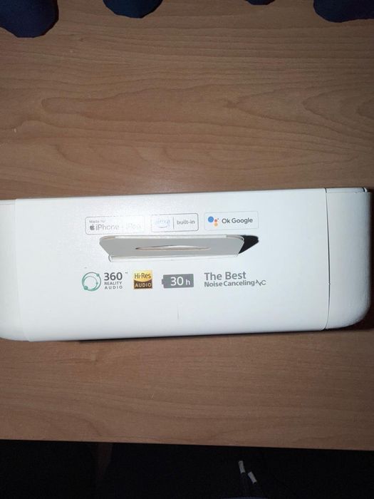 Sony WH-1000XM5