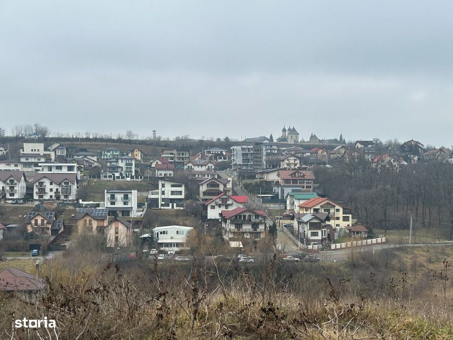 64800 e Teren Iasi Hlincea intravilan 900 mp utili utilitati des 34 ml