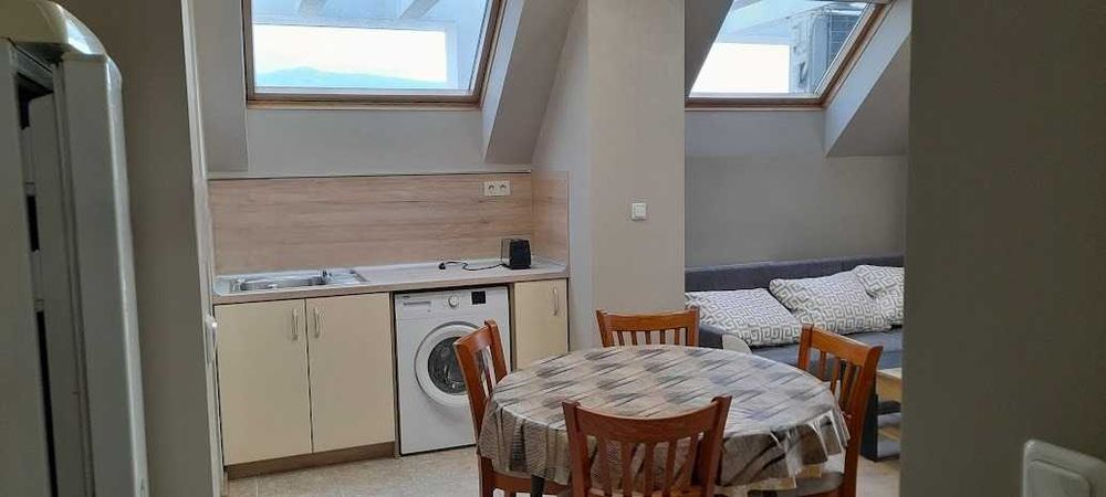 Дава се под наем Двустаен апартамент в София, Център - 75 кв.м за 663 € - Снимка #1