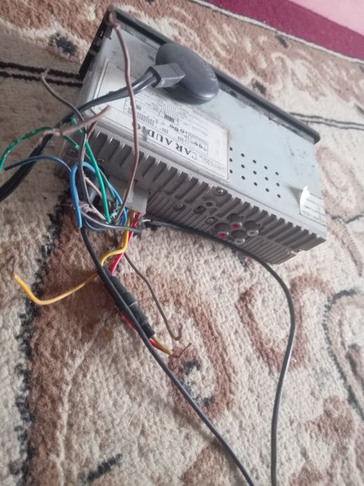 Магнитола в хорошем состояни