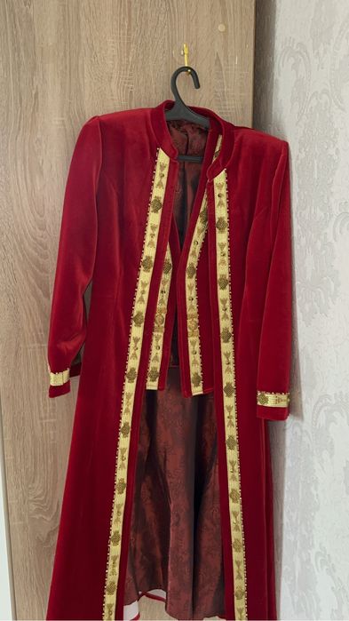 Бешпент, кәжекей, көйлек