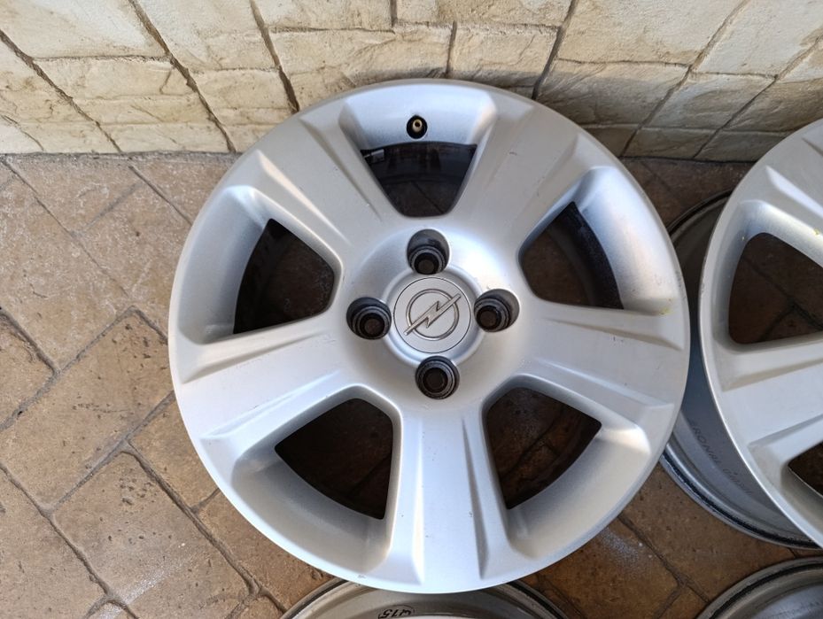 Алуминиеви джанти за Опел 4х100 15 цола Корса,Астра,Комбо