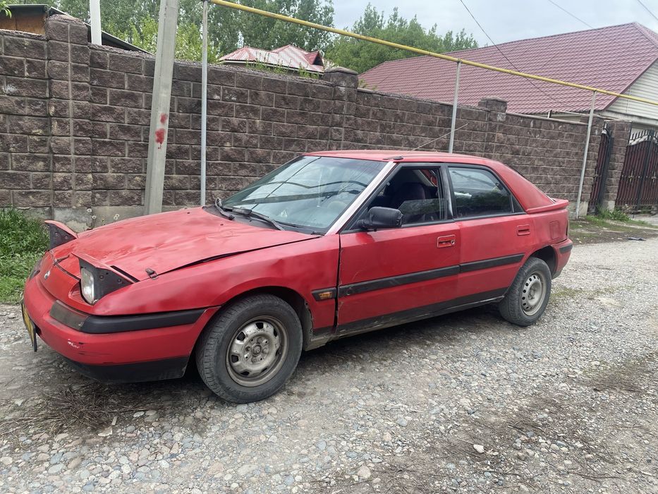 Мазда 323.  Сатылады срочна