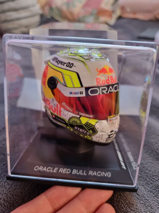 Max verstappen helmet Las Vegas gp 2023 1:4 f1 Signed photo card