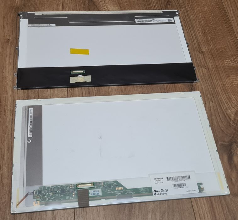 Display laptop LED 40 pini 15,6"