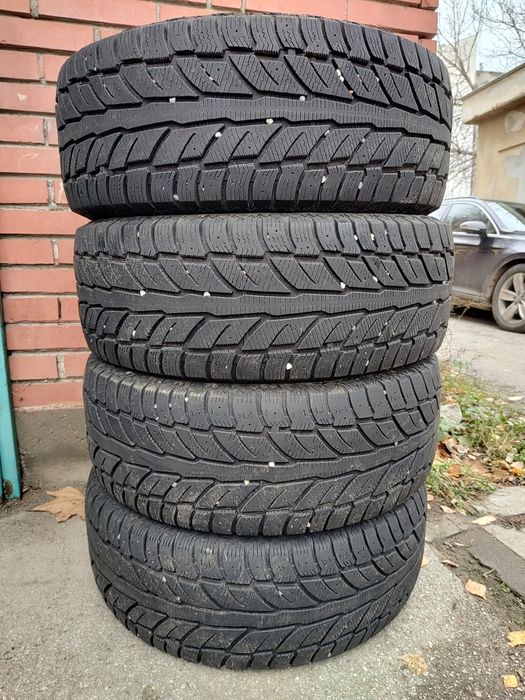 Продавам 4 зимни гуми 265/60/18 Cooper