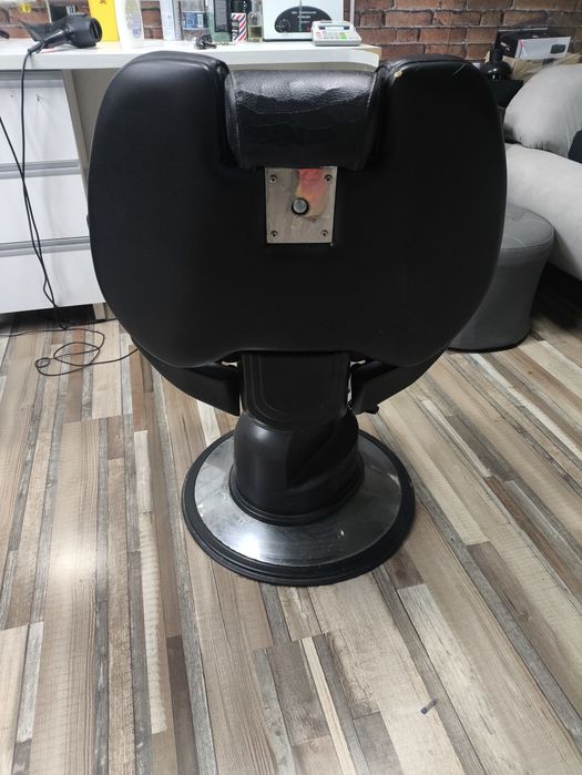 Scaun frizerie Pietranera (950 lei)