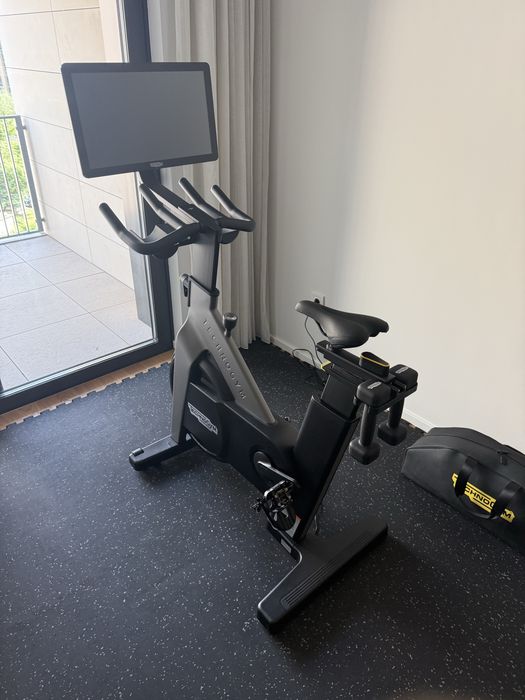 TECHNOGYM BIKE LIVE – Почти нов