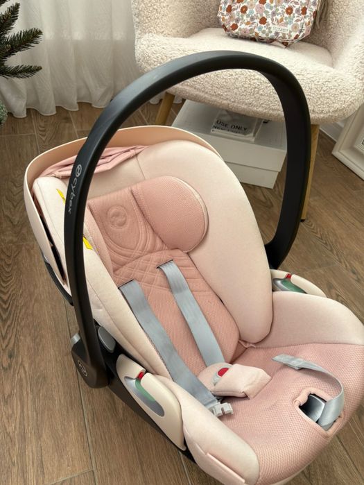 Лятна количка и кошница за кола Cybex