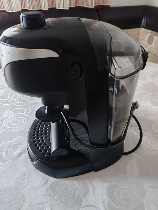 Кафе машина Delonghi