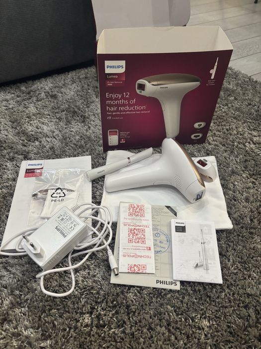 Фотоепилатор Philips Lumea 7000