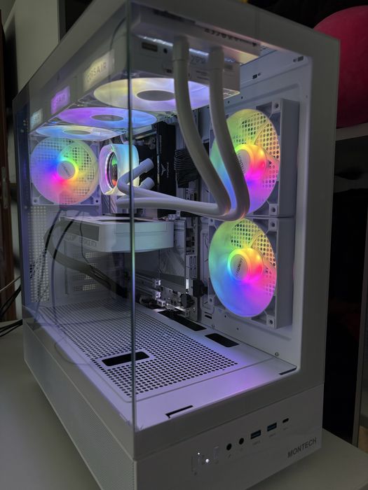 PC Gaming High - End RTX 5060Ti, Ryzen 5 9600x, 16GB RAM DDR5