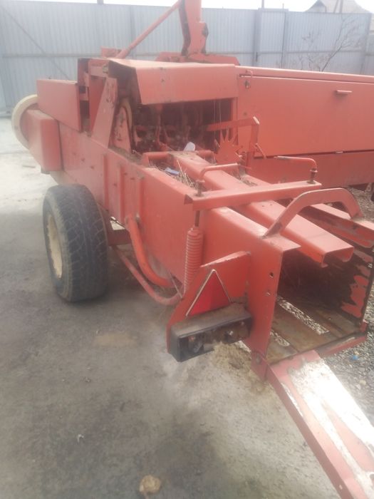 МТЗ 80 с Пресс подборщиком