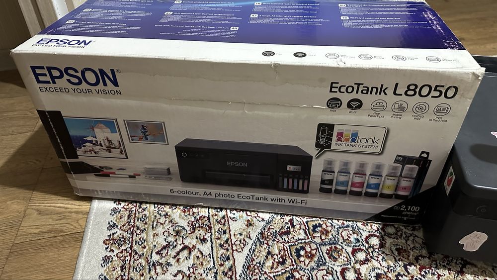 Струйный Epson L8050 в отличном состояний продам