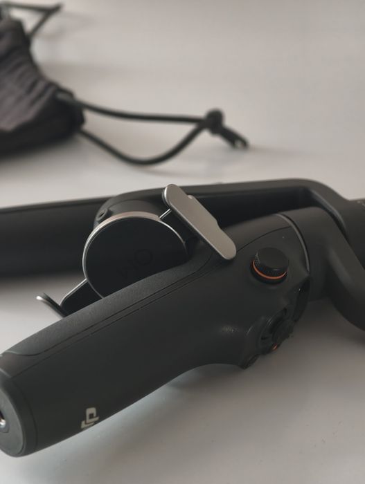 Электронный стабилизатор dji osmo mobile 6