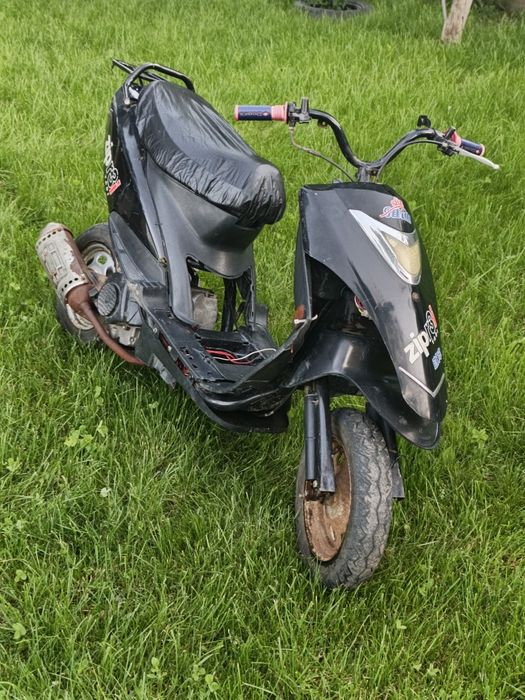 Продам китайский скутер ZIP