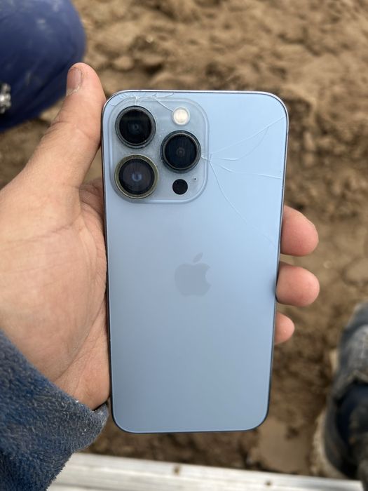 Айфон 13 про  сатылады срочно