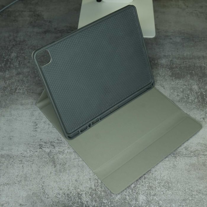 iPad Pro 12.9 uchun Case sotiladi + Klaviatura