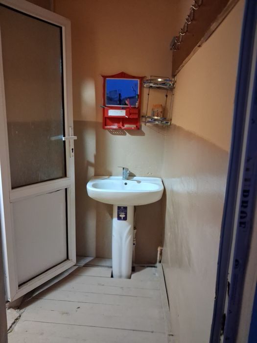 Уй сотилади  Портда