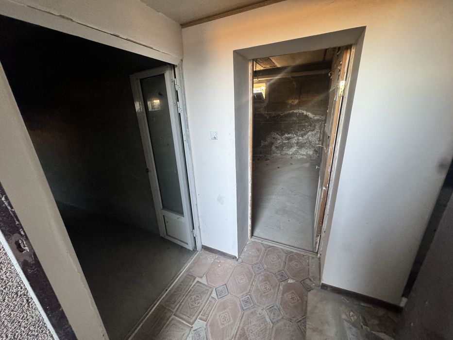 Бизнес учун бино ертуласи ижарага берилади