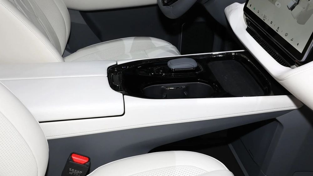 Zeekr 7 X Full crassover CIP