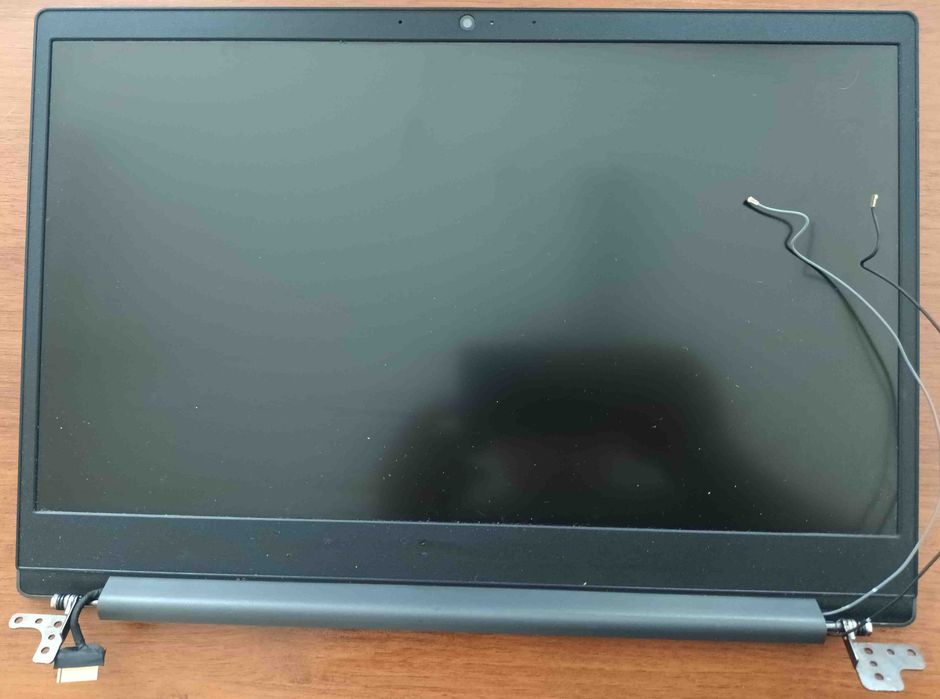 LCD, капаци, панти, клавиатура, зарядно и батерия за лаптоп Lenovo-V15-ADA