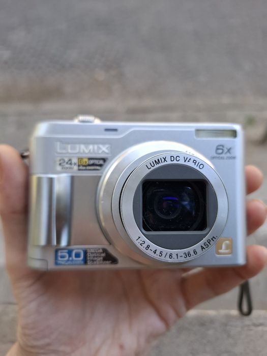 Компактен дигитален фотоапарат PANASONIC LUMIX LZ2