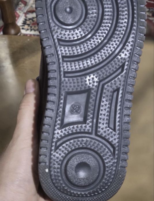 Кроссовки детские новые