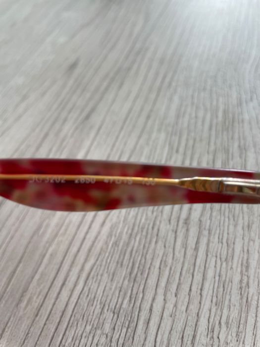 Детски дрехи и очила