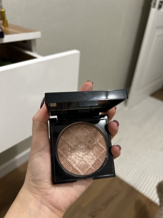 Бронзер. Контур для лица