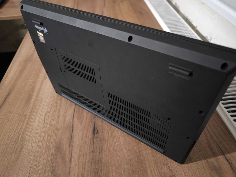 ThinkPad P15/Core i7-10850H/32GB RAM/512 SSD/Quadro T1000 4GB/15.6 IPS