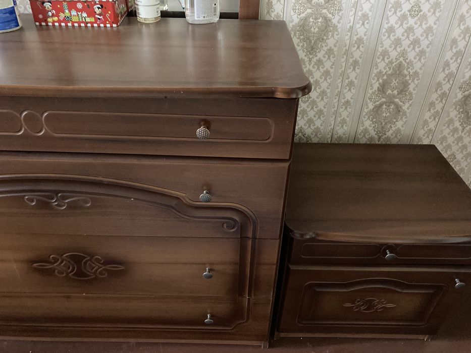 Продам спальный гарнитур б/у