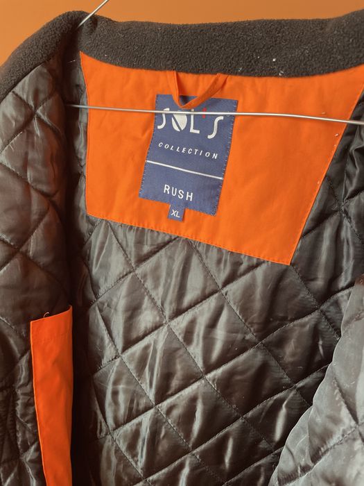 Мъжко непримокаемо яке с подплата