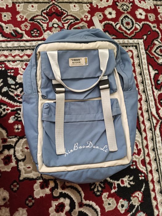 Sumka qizlaniki yengiday