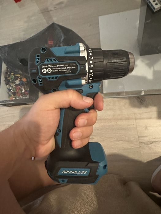 Makita Combi Drill brushless 18V