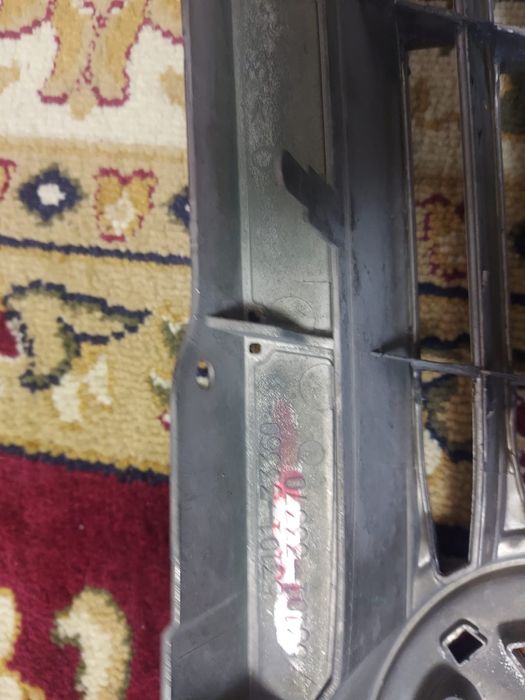 Камри решётка  радиатора