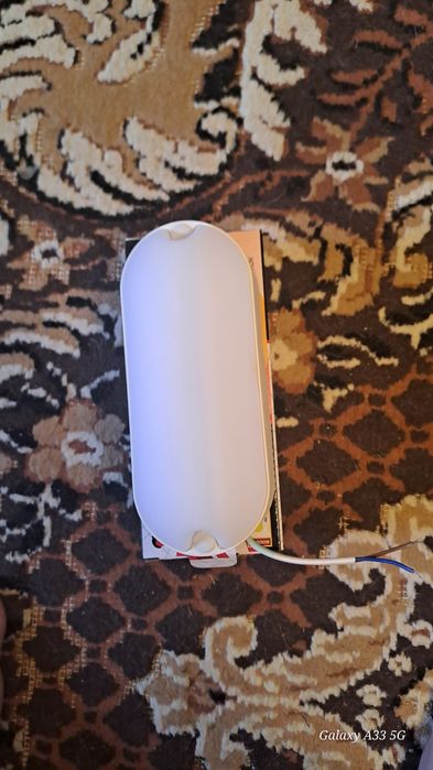 Продам LED лампу