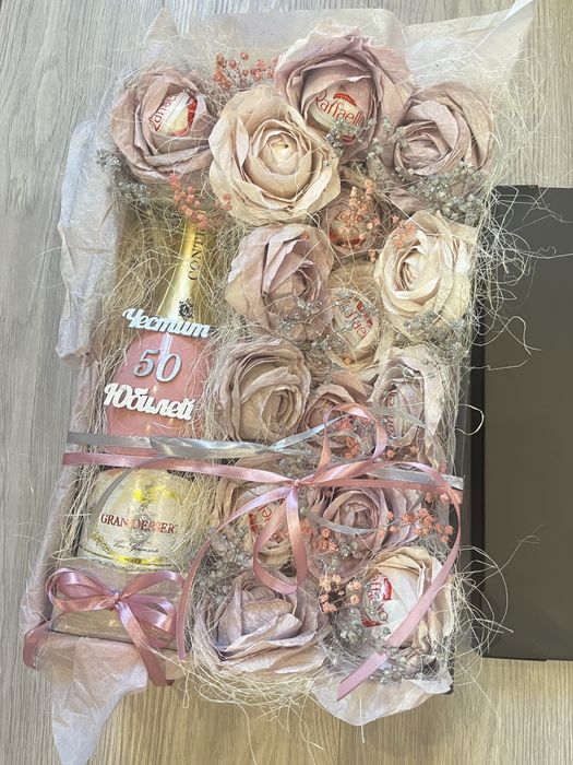 За празник , юбилей ,за специялни поводи. букет за специялни поводи